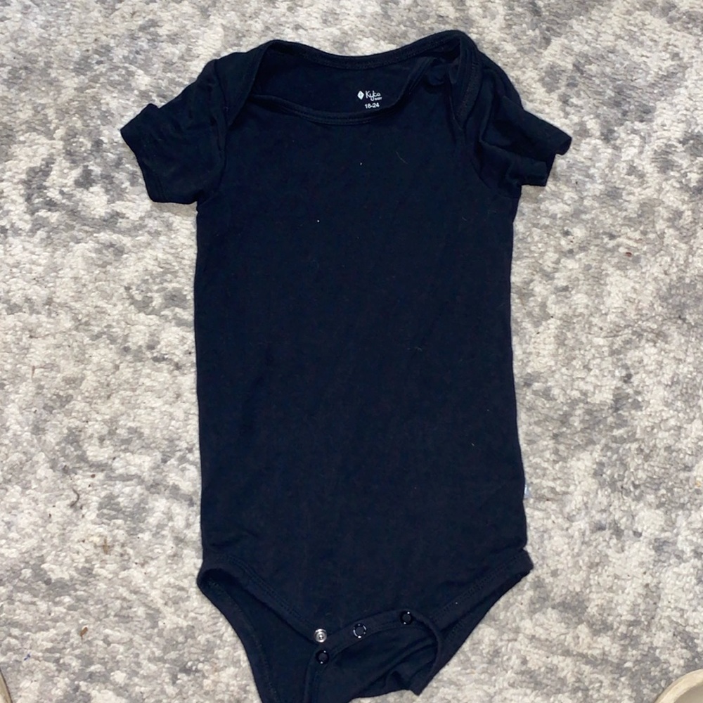 Kyte baby bodysuit